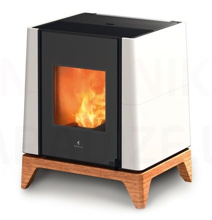 RAVELLI granulu kamīns-krāsns ARIA (2.7-6kW)