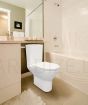 WC DOMO tualetes pods horizontalais izvads sienā ar vāku